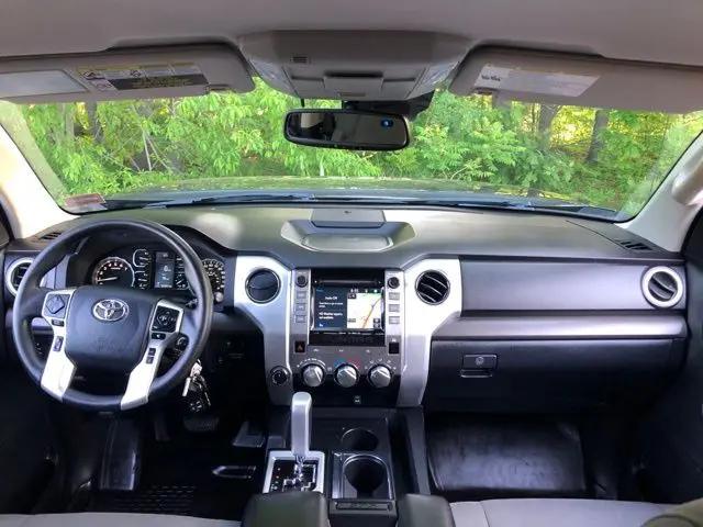 2018 Toyota Tundra SR5 5.7L V8