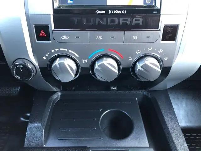 2018 Toyota Tundra SR5 5.7L V8