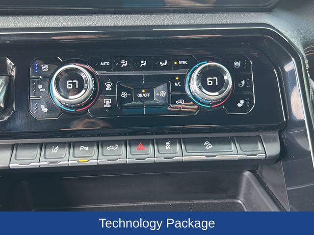 2025 GMC Sierra 3500HD 4WD Crew Cab Long Bed AT4
