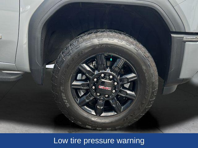 2025 GMC Sierra 3500HD 4WD Crew Cab Long Bed AT4