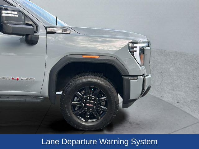 2025 GMC Sierra 3500HD 4WD Crew Cab Long Bed AT4