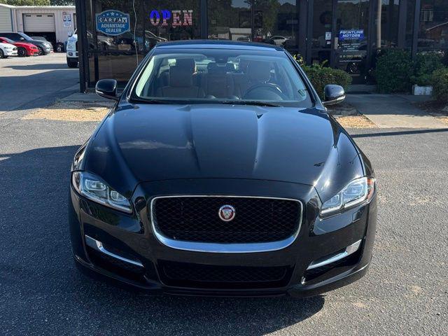 2016 Jaguar XJ R-Sport