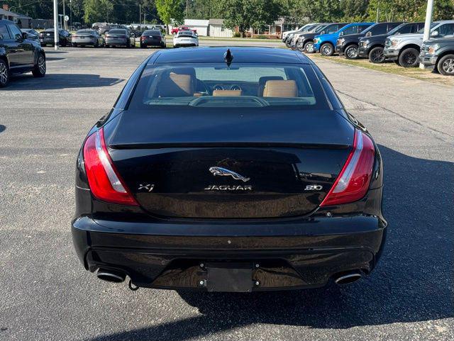 2016 Jaguar XJ R-Sport