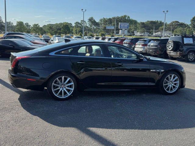 2016 Jaguar XJ R-Sport