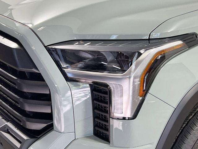 2026 Toyota Tundra SR5 CrewMax 5.5' Bed