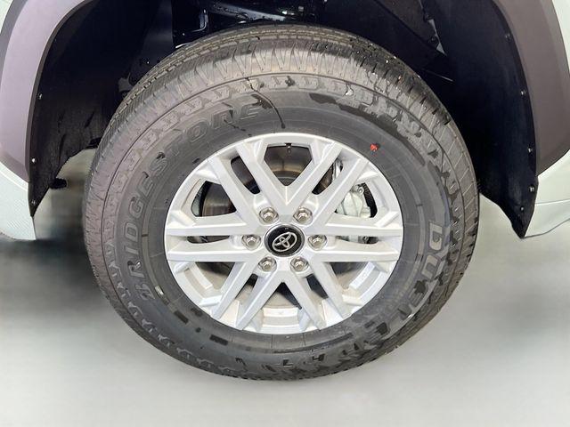 2026 Toyota Tundra SR5 CrewMax 5.5' Bed