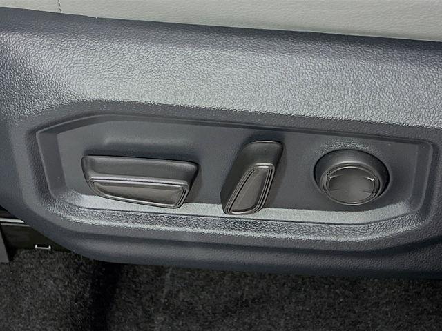 2026 Toyota Tundra SR5 CrewMax 5.5' Bed