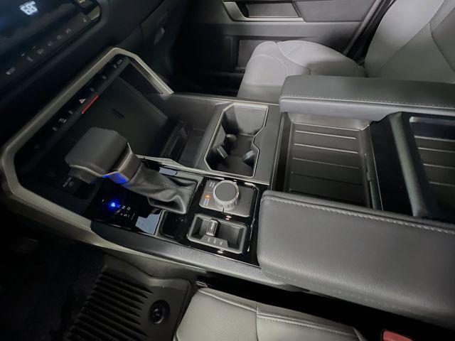 2026 Toyota Tundra SR5 CrewMax 5.5' Bed