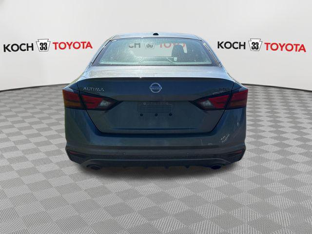 2020 Nissan Altima SR FWD