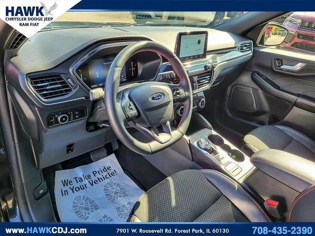 2025 Ford Escape ST-Line Select