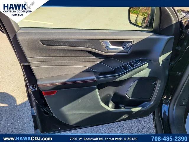 2025 Ford Escape ST-Line Select