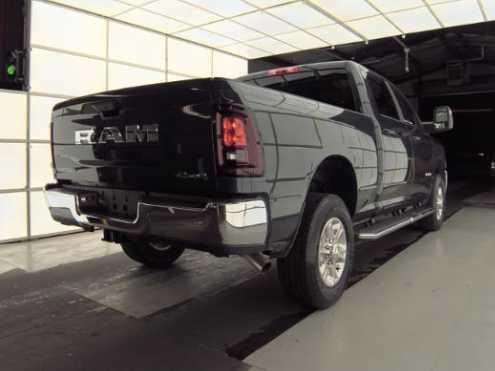 2026 Ram 2500 Big Horn Crew Cab 4x4 6'4" Box