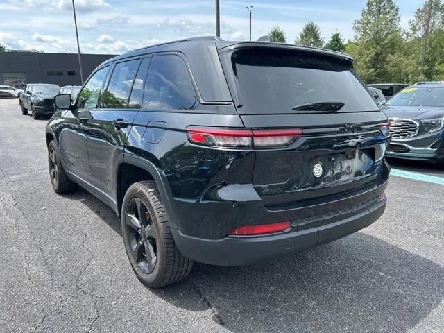 2023 Jeep Grand Cherokee Altitude 4x4 2023 Jeep Grand Cherokee Altitude 4x4