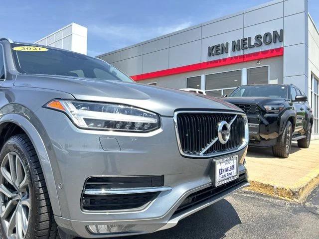 2019 Volvo XC90 T6 Momentum