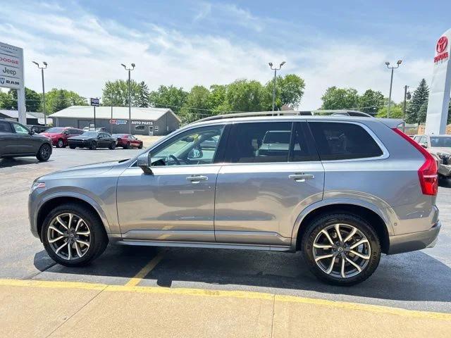 2019 Volvo XC90 T6 Momentum