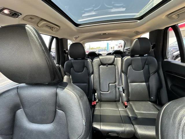 2019 Volvo XC90 T6 Momentum