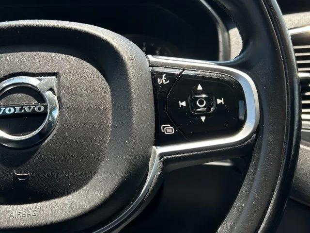 2019 Volvo XC90 T6 Momentum