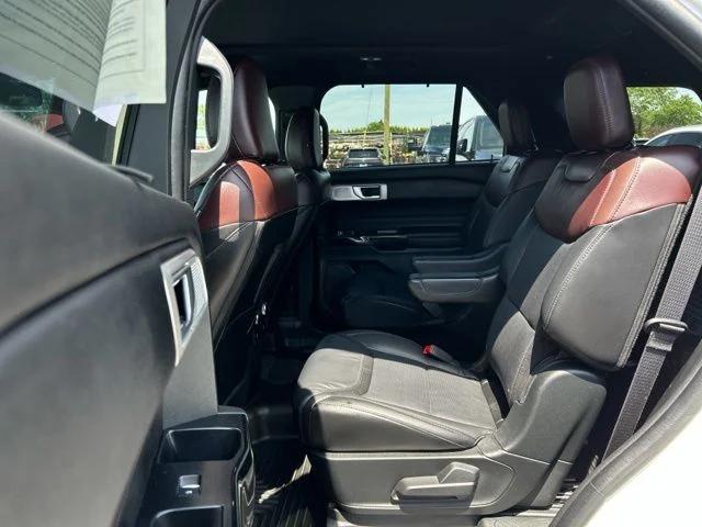 2023 Ford Explorer Platinum