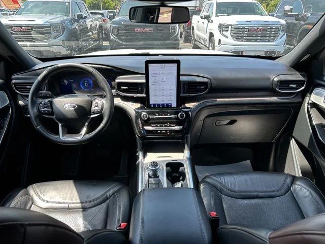 2023 Ford Explorer Platinum