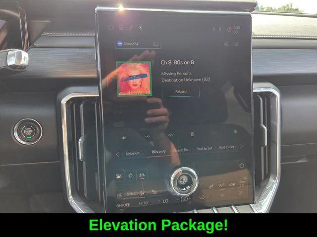 2025 GMC Acadia FWD Elevation