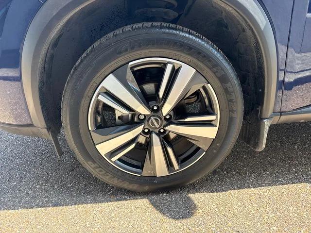 2024 Nissan Rogue SL FWD