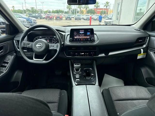 2024 Nissan Rogue SV FWD