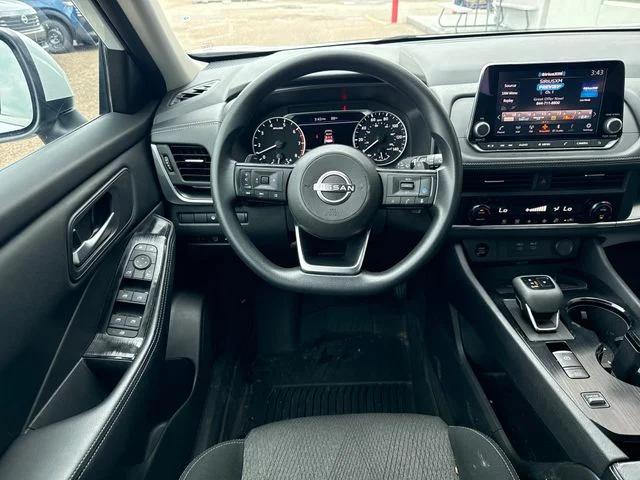 2024 Nissan Rogue SV FWD