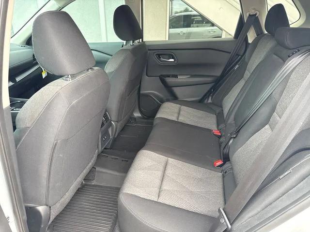 2024 Nissan Rogue SV FWD