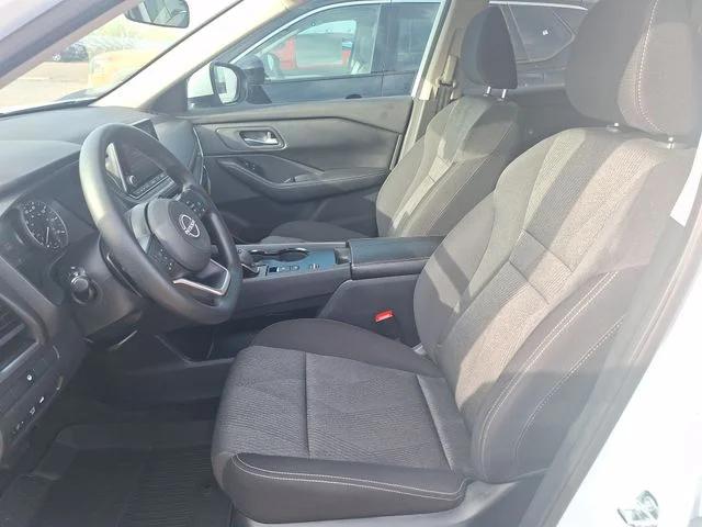 2024 Nissan Rogue SV FWD