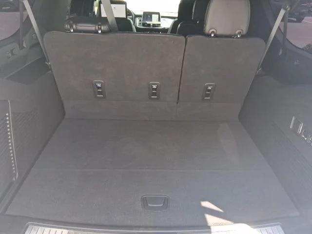 2023 Chevrolet Suburban 4WD Z71
