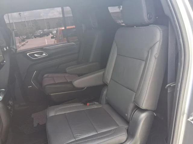 2023 Chevrolet Suburban 4WD Z71