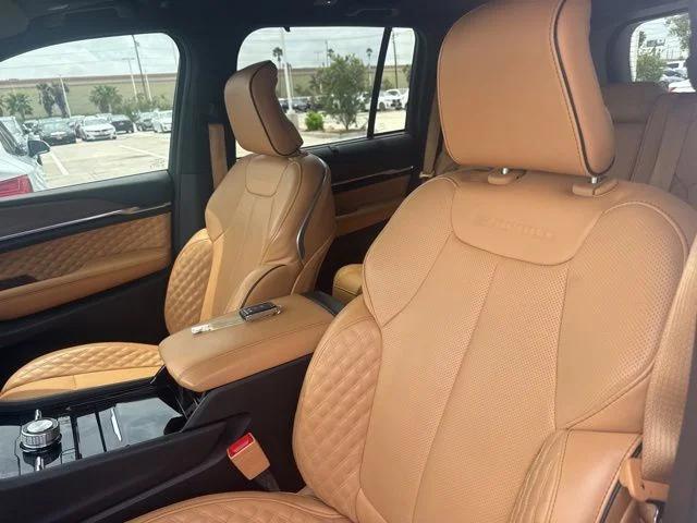 2025 Jeep Grand Cherokee Summit 4x4