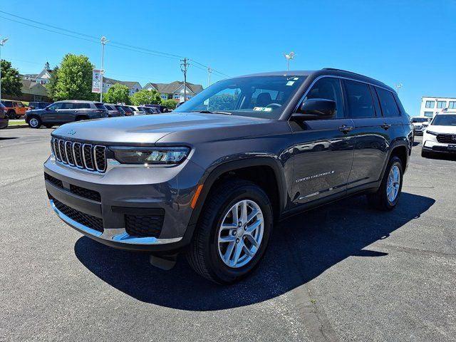 2023 Jeep Grand Cherokee L Laredo 4x4 2023 Jeep Grand Cherokee L Laredo 4x4