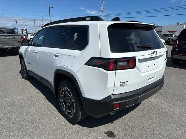2026 Jeep Cherokee Laredo 4x4