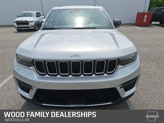 2026 Jeep Grand Cherokee Altitude 4x4
