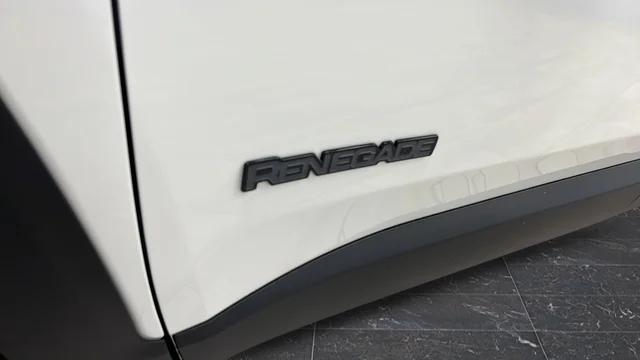 2018 Jeep Renegade Altitude FWD