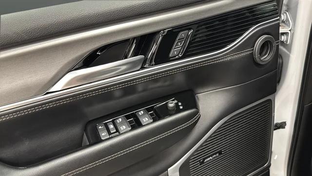2024 Jeep Wagoneer Series II Carbide 4x4