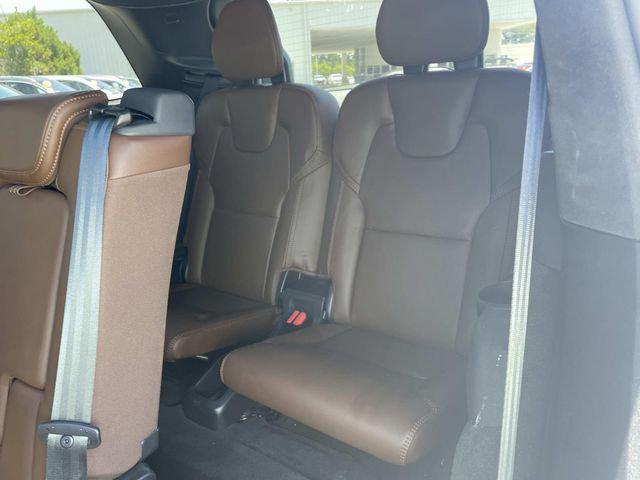 2024 Volvo XC90 Recharge T8 Ultimate Bright Theme 7-Seater