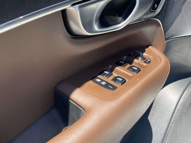 2024 Volvo XC90 Recharge T8 Ultimate Bright Theme 7-Seater