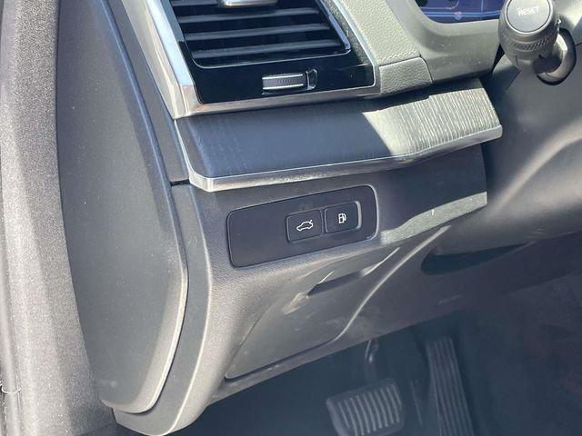 2024 Volvo XC90 Recharge T8 Ultimate Bright Theme 7-Seater