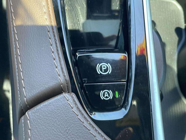 2024 Volvo XC90 Recharge T8 Ultimate Bright Theme 7-Seater