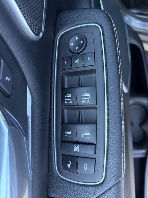 2023 Ram 1500 Laramie Crew Cab 4x4 5'7" Box