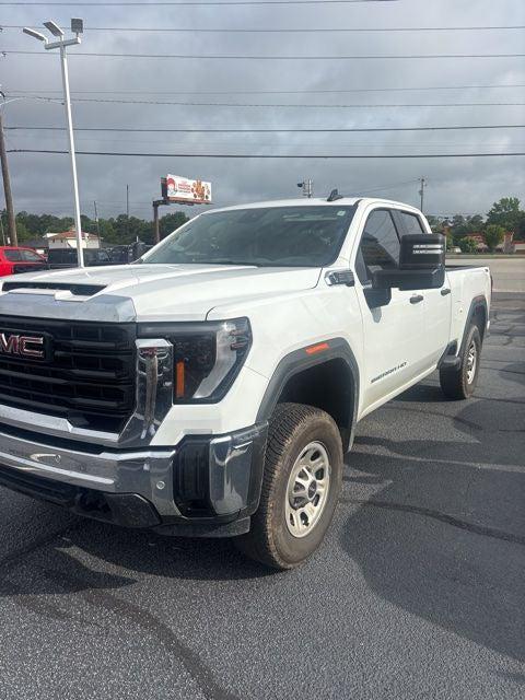 2026 GMC Sierra 2500HD Double Cab, Standard Bed, Pro, RWD