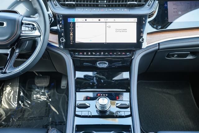 2026 Jeep Grand Cherokee L Summit 4x4