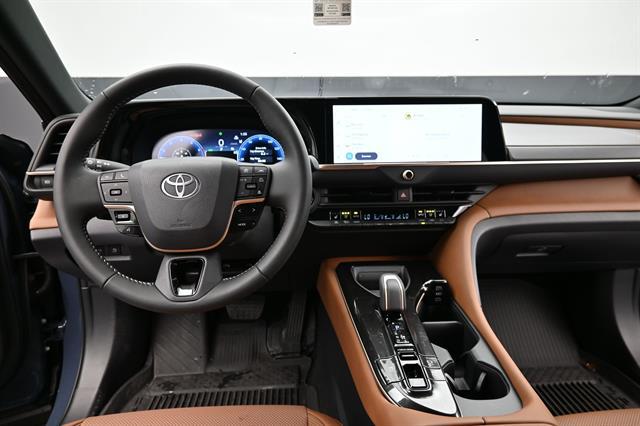 2026 Toyota Crown Signia XLE