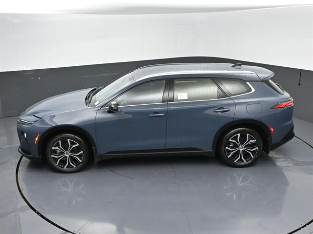 2026 Toyota Crown Signia XLE