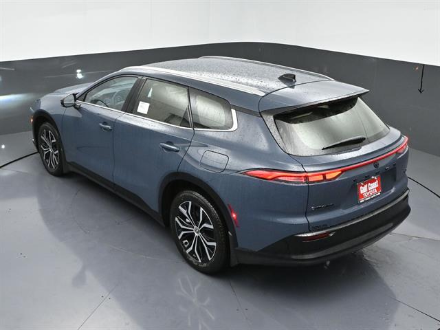 2026 Toyota Crown Signia XLE