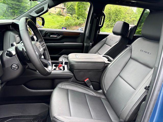 2026 GMC Yukon XL 4WD Denali
