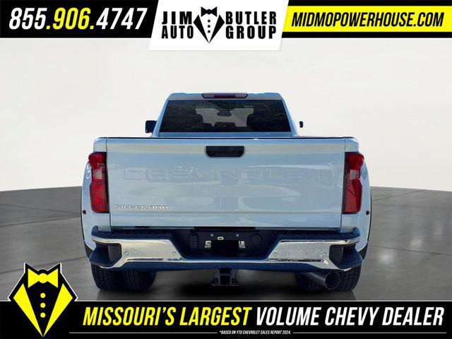 2026 Chevrolet Silverado 3500HD Crew Cab, Long Bed, WT Dual Rear Wheel, RWD
