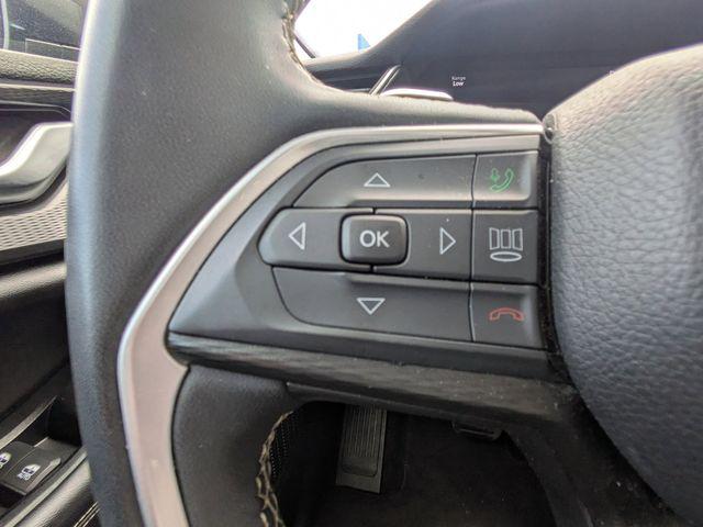 2023 Jeep Grand Cherokee L Laredo 4x4